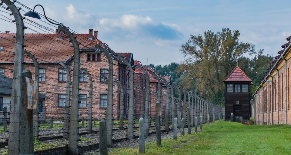Prague: Tour to Auschwitz Birkenau - Detailed Itinerary