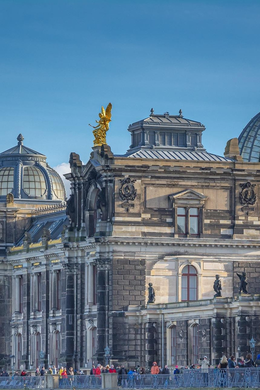 Private Tour From Prague to Dresden, Moritzburg & Meissen - Transportation Details