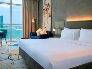 Pullman Sharjah - Dining Options Available