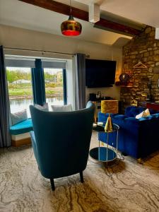 Quite Simply French - Booking Information