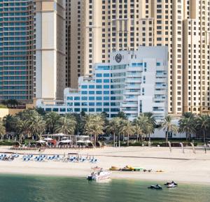 Sheraton Jumeirah Beach Resort - Dining Experiences