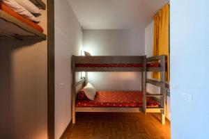 Spacious 2-Room Apartment for 4-5 People in the Mountain Area - PMR - Location Highlights