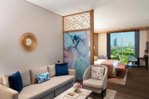 Taj Jumeirah Lakes Towers - Guest Experience and Reviews
