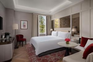 The Biltmore Mayfair - Policies and Procedures