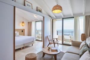 The Brown Rocks - Guest Experiences and Ratings