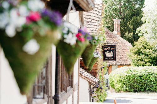 The Crown Inn - Worth The Stay