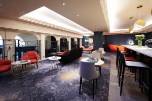 The Dilly - Dining Options