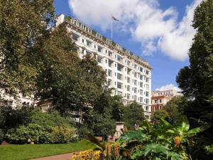 The Savoy - Facilities and Amenities