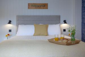 Vigilance, Maritime Suites, Brixham - Accommodation Features