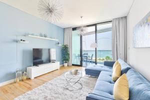 Address Beach Residences - Questions About Staying Here
