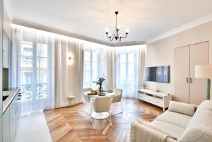 Aparthotel 9 ALBERTI Nice Centre - Nearby Attractions