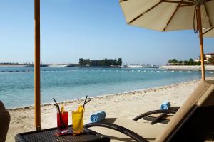 Bab Al Qasr Hotel - Nearby Attractions