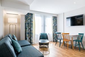 CADET Residence - Nearby Attractions
