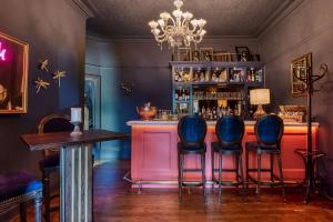 Clementines Guest House - Tips for Your Stay