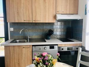 Cloister of Aigrettes, Cottages at La Cotinière - Policies and Regulations