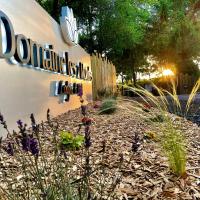 Domain the 2 Worlds - Dining Options and Breakfast