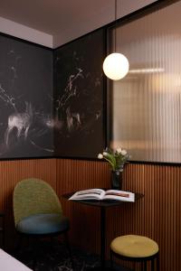 Drawing House - Transportation Accessibility