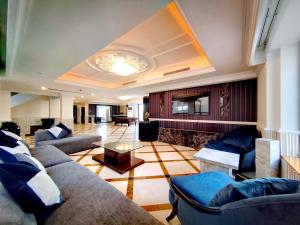 ELAN RIMAL SADAF Suites - Questions About Staying Here