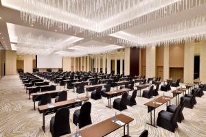 Embassy Suites By Hilton Dubai Business Bay - Questions About Staying Here