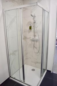 Hotel and Apartments the Plane Trees - Check-in and Check-out Policies