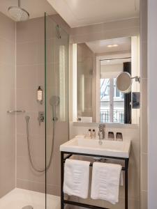 Hotel Le Mareuil - Local Attractions and Activities