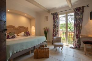 Hotel Les Messugues - Contact and Booking Information