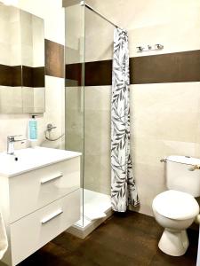 Hotel Lou Marquès - Policies and Regulations