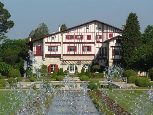 Hotel Ursula - How To Book Your Stay