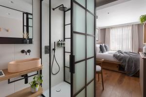 Inhabit Queens Gardens, a Member of Design Hotels - Exploring Westminster Borough