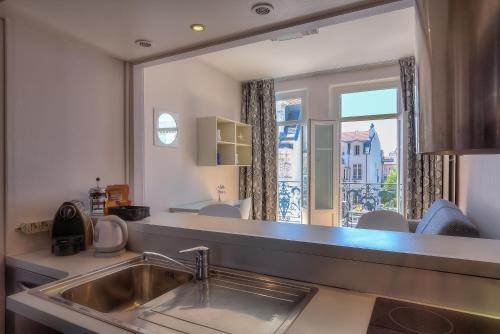 Lamartine House - Nice - How To Book Your Stay