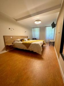 Logis Hotel Restaurant L'argence - Nearby Attractions and Activities