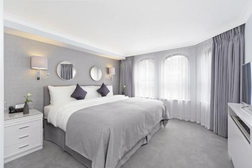 Mayfair House - Check-in and Check-out Policies