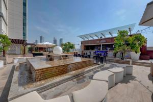 Media Rotana Dubai - Dining Options Available