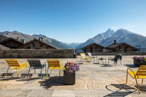MGM Hotels & Residences - Hotel Alpen Lodge - Nearby Attractions and Activities