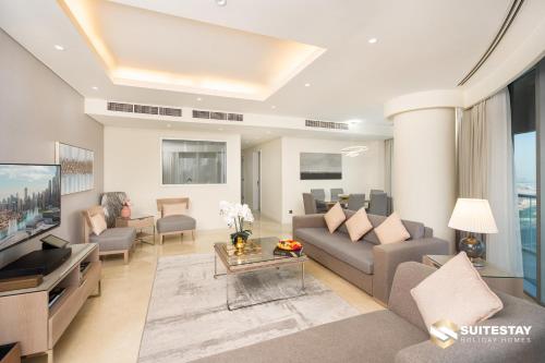 OSTAY -Address Dubai Mall - The Residence - Dining Choices Available
