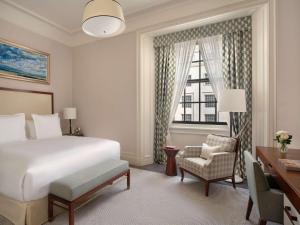 Raffles London at The OWO - Accessibility and Nearby Attractions