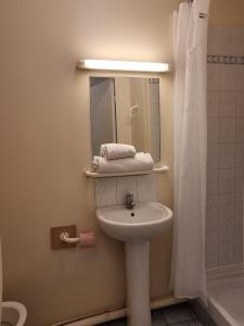 Residence Erasmus - Safety and Security Features