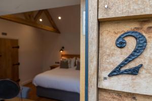 The Chequers at Burcot - Policies for Guests