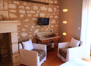 The Garden of Chouchoux - Nearby Attractions