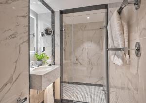 The Mayfair Townhouse - an Iconic Luxury Hotel - Policies for Guests