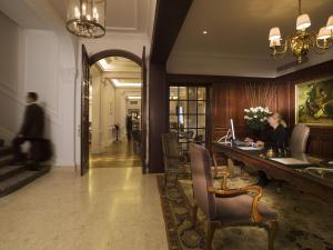 The Stafford London - Worth The Stay