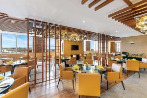 V Hotel Dubai, Curio Collection by Hilton - Sustainability Initiatives