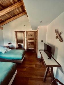 Wanderful Life Montblanc High-End Refuge - How To Book Your Stay