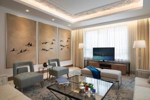 Al Jaddaf Rotana Suite Hotel - Special Offers and Packages
