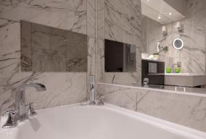 Boulevard Hotel - Accessibility Features