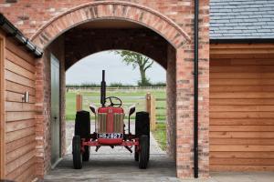 Bridge House Barn - Booking Information and Tips