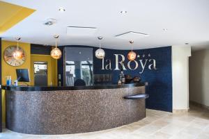 Hotel La Roya - Location and Accessibility