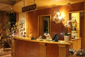 Hotel Le Mandelberg - How To Book Your Stay