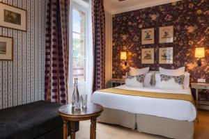 Hotel Le Saint Christopher - How To Book Your Stay