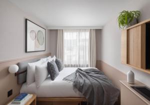 Inhabit Queens Gardens, a Member of Design Hotels - Worth The Stay